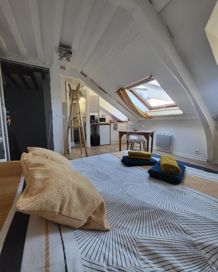 Les Z'amours Apartment